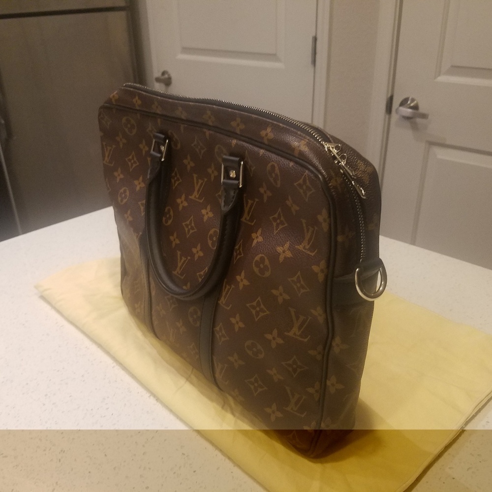 LV Porte-Document voyage PM - Picture 3 of 4